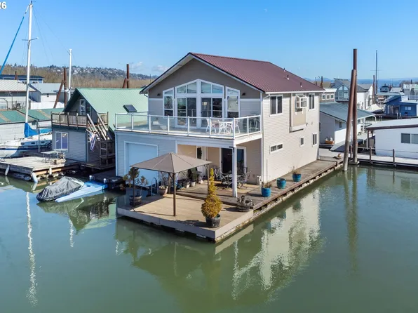 18989 NE Marine Dr Unit 44, Portland, OR 97230