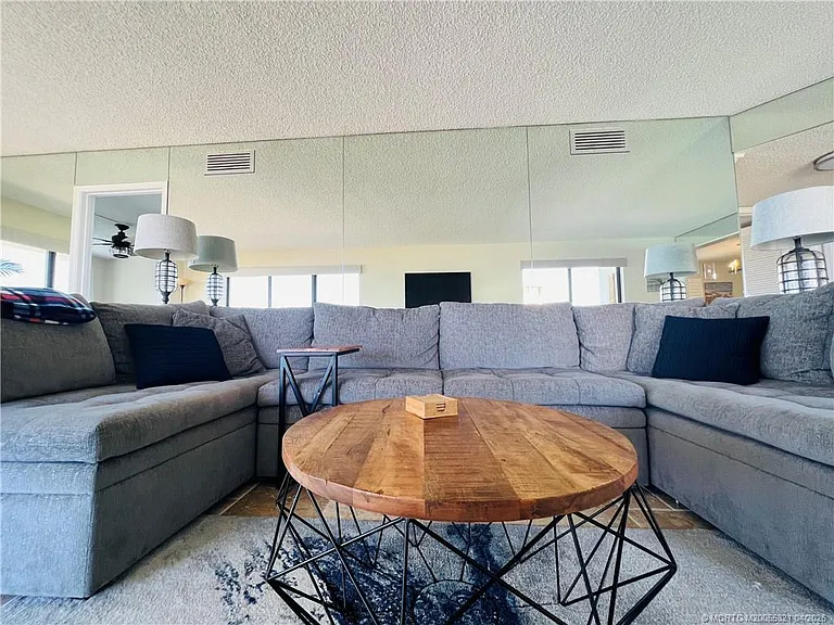 10044 S Ocean Dr #702 — Photo 27