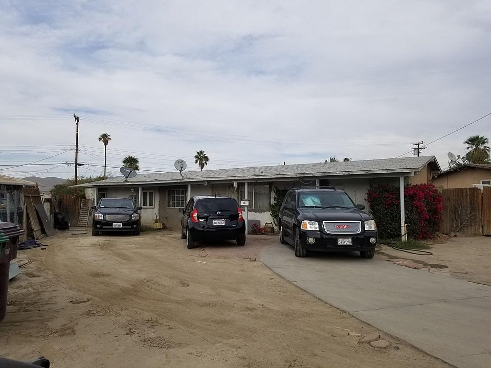 1st image of 83140 Tourmaline Ave