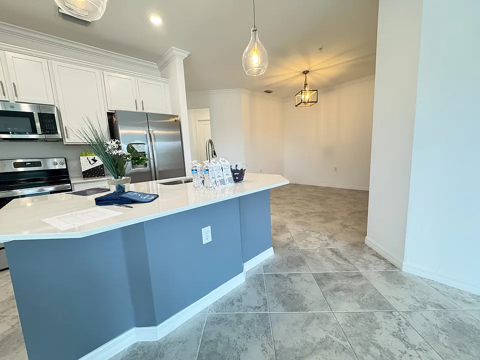 6046 National Boulevard Ave #43B