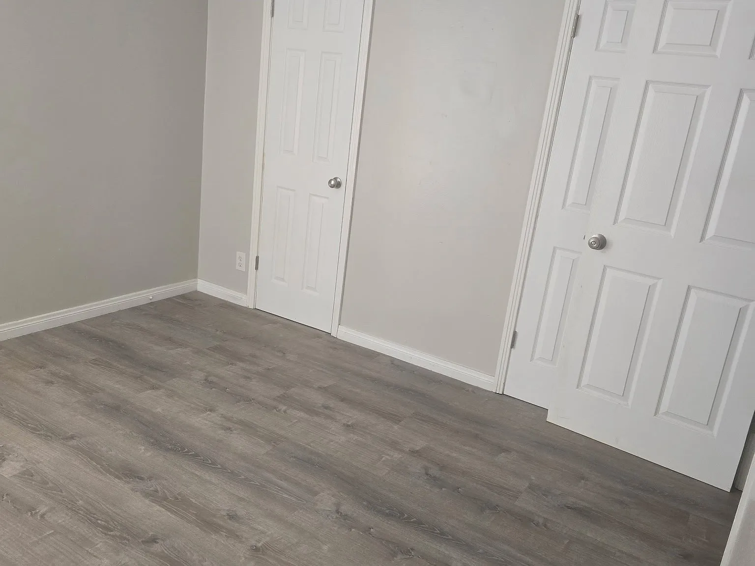 3 bed, 1079 sqft, $1,100 — Photo 3