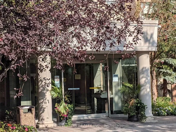 1883 McNicoll Ave #1518, Toronto, ON M1V 5M3