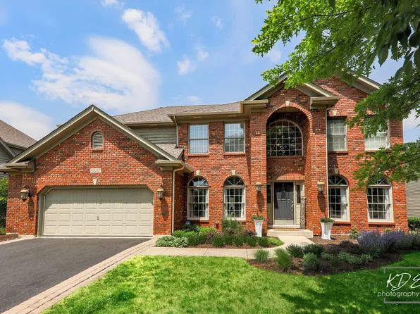 3807 Sunburst Ln, Naperville, IL 60564