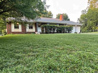 3418 SE Island Cir, Topeka, KS 66605