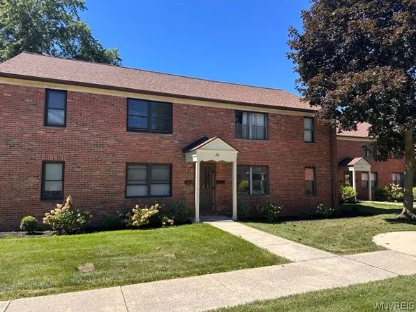 3901 Main St APT 8A, Buffalo, NY 14226