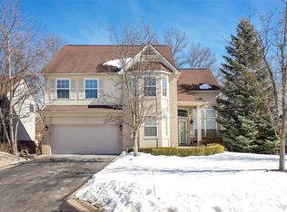 5674 Lancaster Ln, Commerce Township, MI