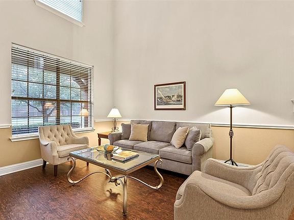 5th image of 5212 Townsend Dr