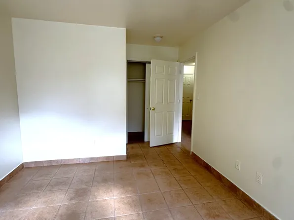 12-28 31st Drive image 9 of 16