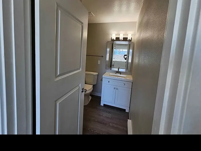 3315 McKinley Ave #4 — Photo 6
