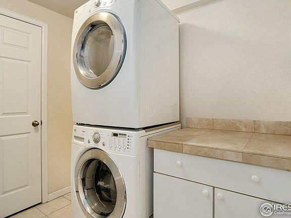 4th image of 1865 Gaylord St APT B