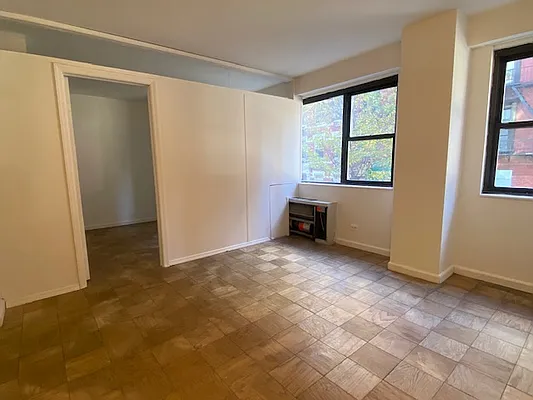 Rented by REAL New York | media 15