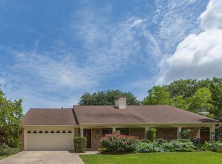 2206 Willow Dell Dr, Seabrook, TX 77586