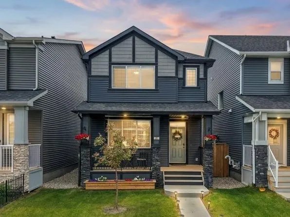 37 NE Legacy Glen Point SE, Calgary, AB T2X 4T2