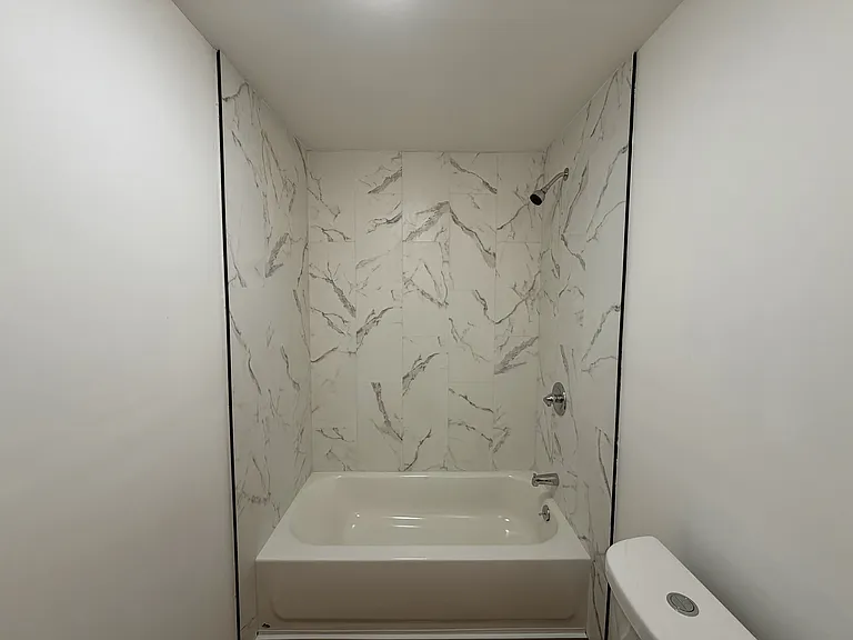 206 E Burwell Ave — Photo 10