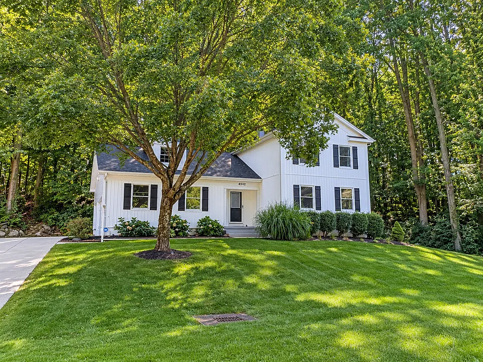 4542 Briarcliff Trl