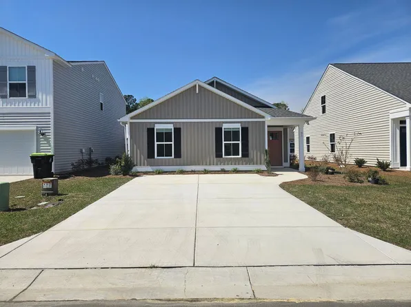 91 Cobbler Way, Hampstead, NC 28443