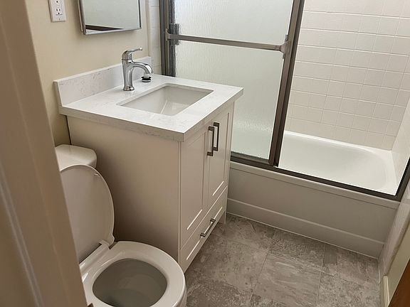 5th image of 107 Esperanza Ave #107