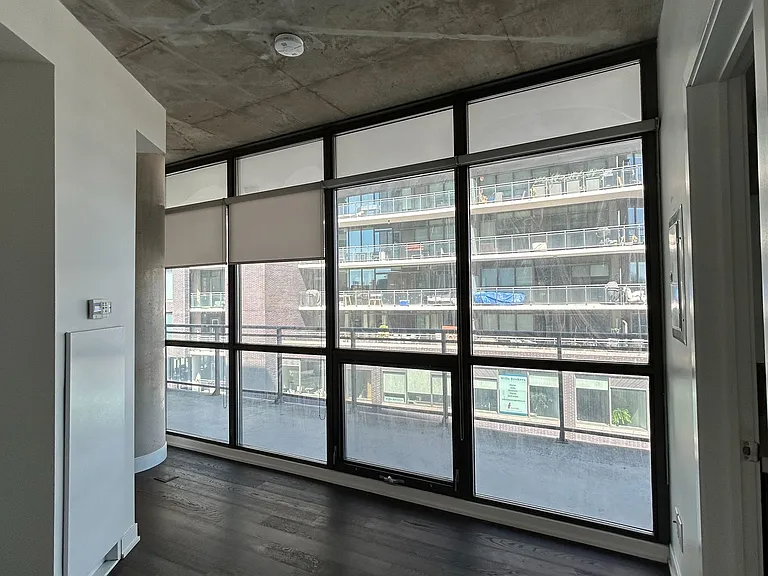 319 Carlaw Ave #409 — Photo 8