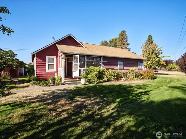 115 Whalen Loop Road, Woodland, WA 98674