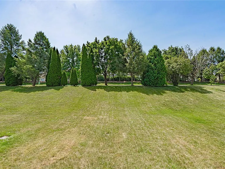 6608 Mine Dr — Photo 35