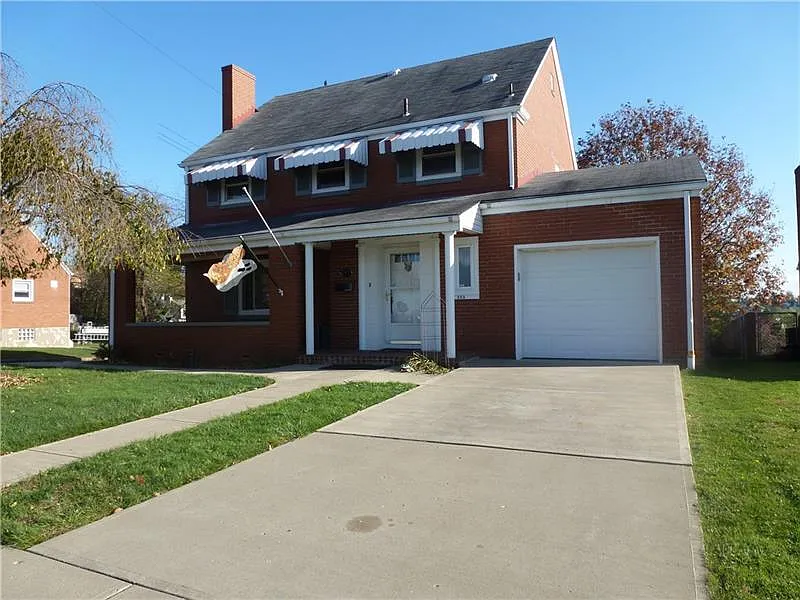 153 Magnolia St photo 1
