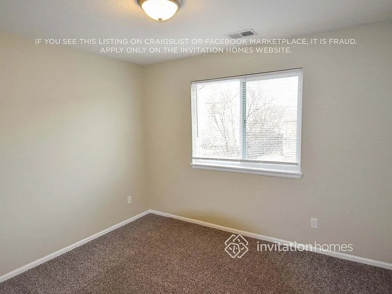 2455 S Gibralter Way — Photo 10