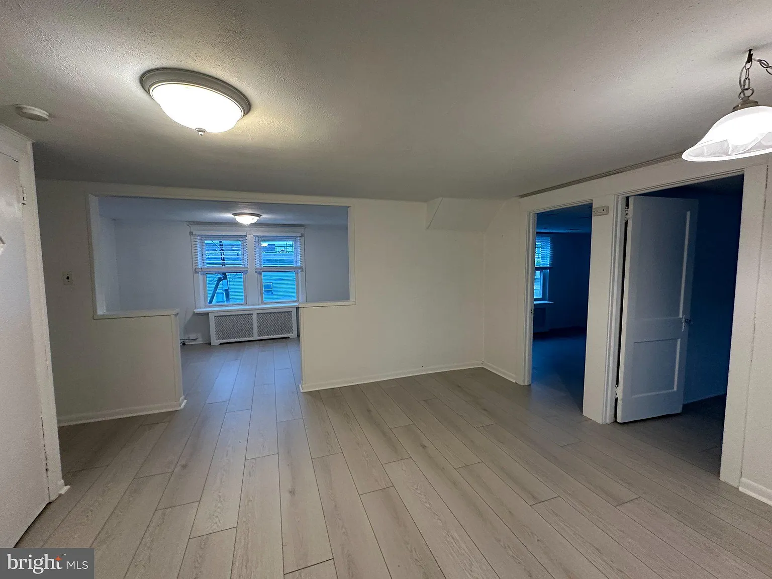 2 bed, 1.0 bath, 1000 sqft, $1,800 — Photo 3