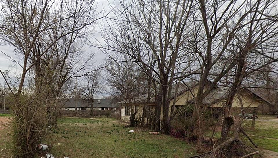 1st image of 1408 E Park Pl Lot 18-1/2-19