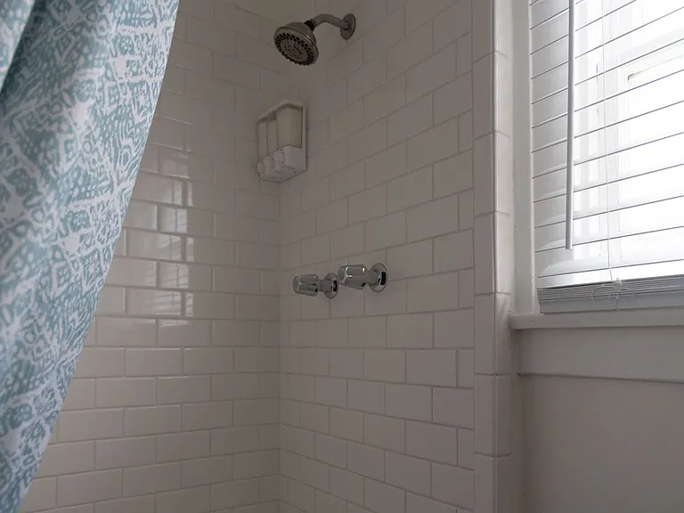 1145 E Appleton St — Photo 21