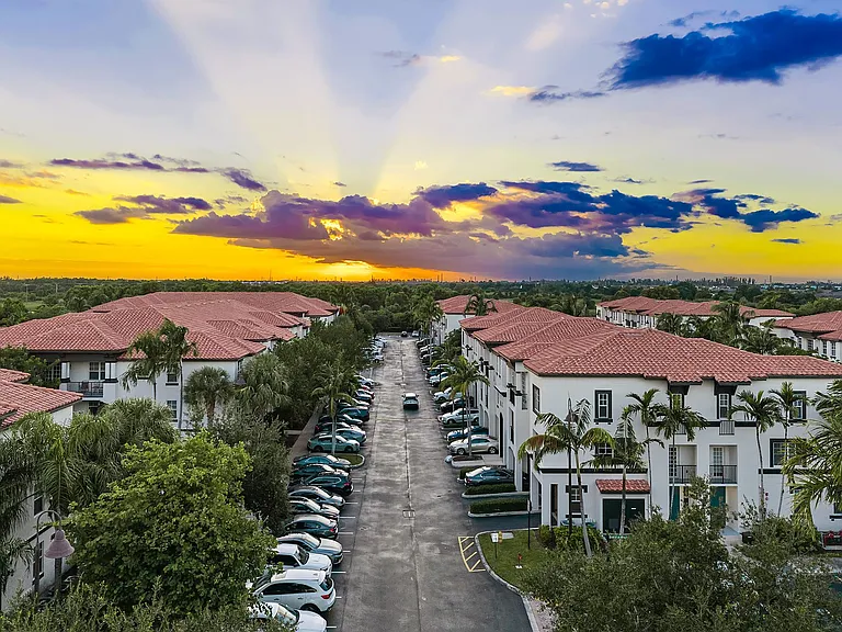 Bell Miramar Place — Photo 48