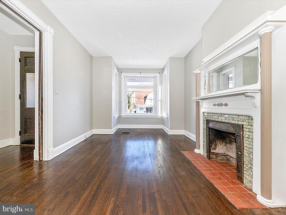 5th image of 415 Reynolds Ave