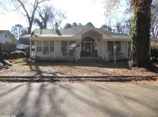 105 Scotta St, Warren, AR 71671