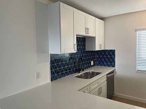 5th image of 255 S Avenue 55 #3