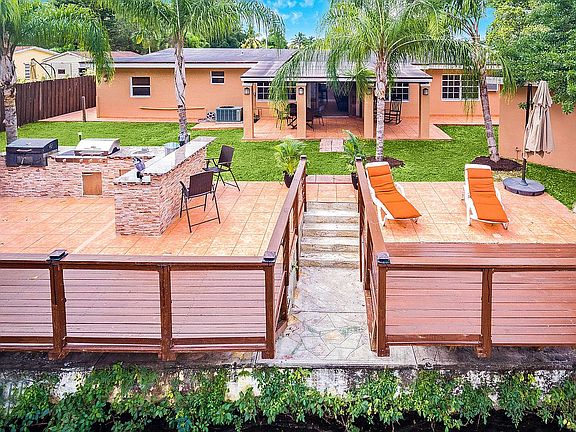 Backyard Entertaining Area