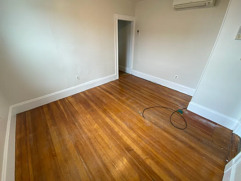 14 Magnolia Sq #3 — Photo 11