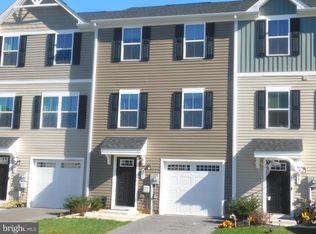 103 Rhea Dr, Martinsburg, WV 25403