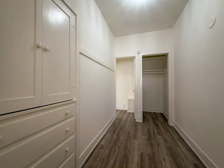 545 N Marengo Ave #1 — Photo 13