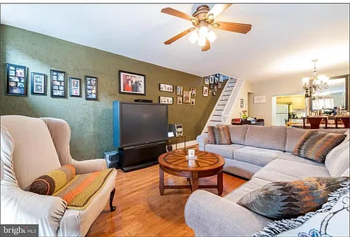 213 Daly St Photo 1