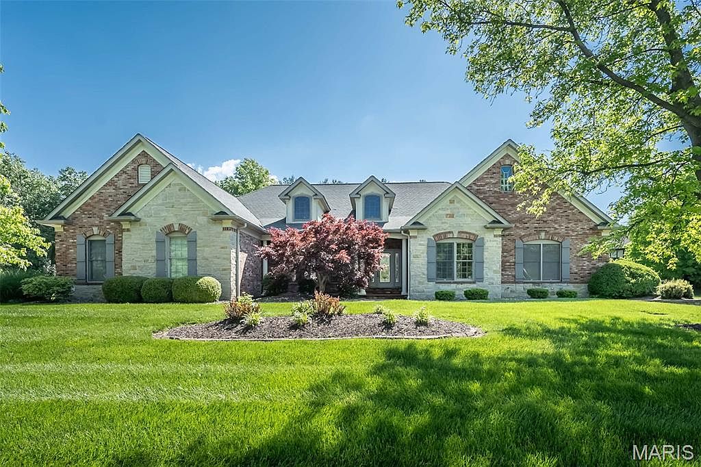 601 Oak Hill Dr, Belleville, IL 62223 | Zillow