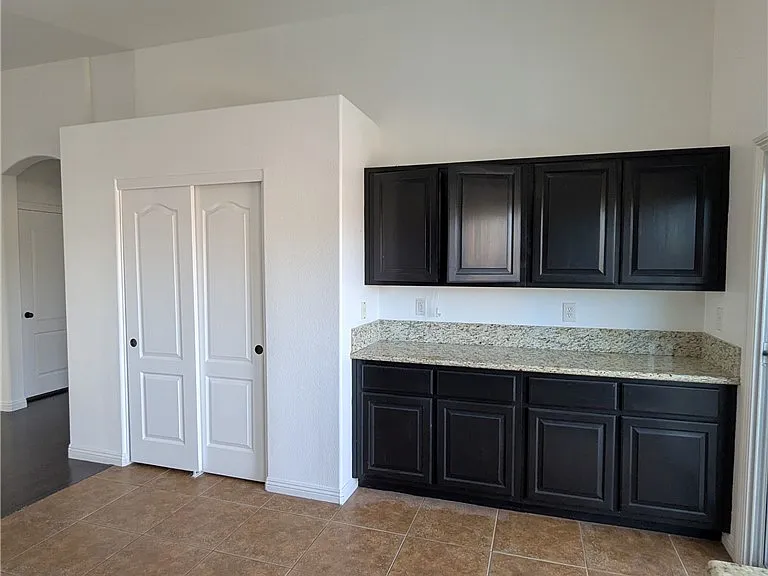 2266 Smokey Sky Dr — Photo 12