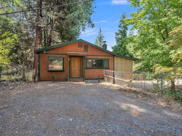 14262 Meadow Dr, Grass Valley, CA 95945