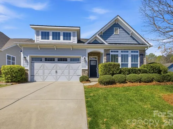 4406 Clos Du Val Rd, Charlotte, NC 28214
