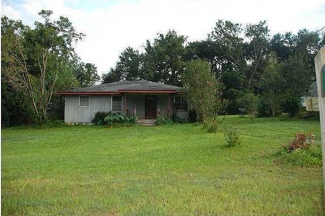 2nd image of 9060 Saint Elmo Cir N