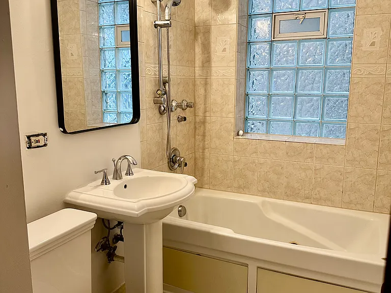 4913 N Marmora Ave #1 — Photo 7