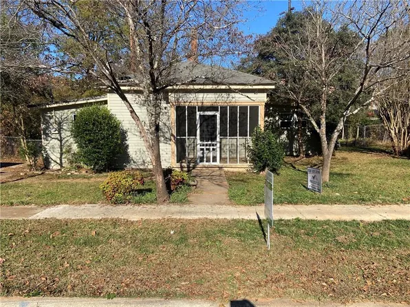 415 Broad St, Carrollton, GA 30117