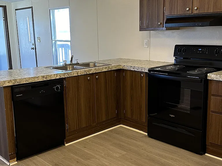 1325 Harris Hill Rd — Photo 4
