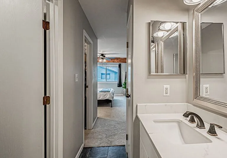 10410 W Jewell Ave #B — Photo 21