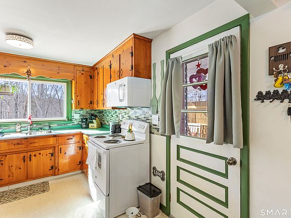 5th image of 81 Chappell Street