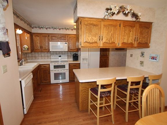 3rd image of 6300 386th St