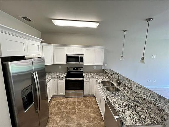 4th image of 501 Indigo Pkwy APT 39